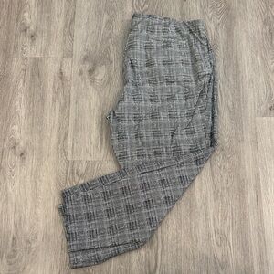 Alfani women’s Gray Plaid stretchy pants Pants Size 16 M2